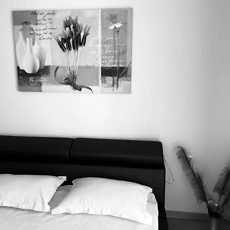 Sea View Luxury Apartment *