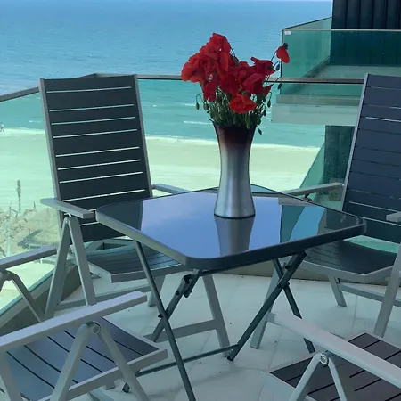Sea View Luxury דירה Năvodari